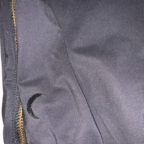 Zyia Everyday Zipper Jogger - Picture 4 of 4